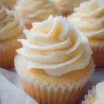 Classic Vanilla Cupcakes