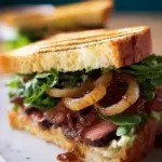 Roast Beef Sandwiches with Lettuce and Onions Roast Beef Sandwiches with Lettuce and Onions